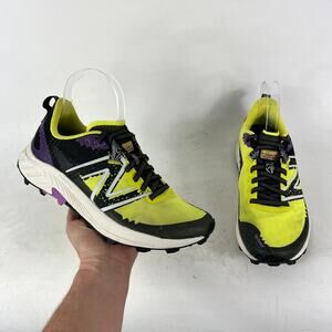New Balance Fuel Cell Summit Unknown V3 Shoes Womens 8 Yellow Black Sneakers
